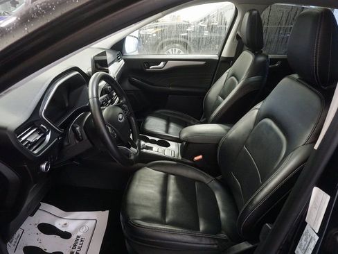 Used 2022 Ford Escape SEL w/ Technology Package image 23