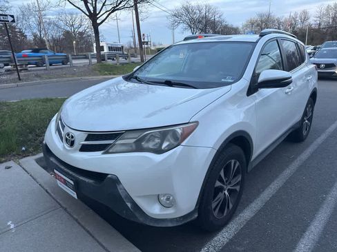 Used 2015 Toyota RAV4 Limited w/ Technology Package image 5