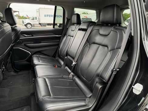 Used 2021 Jeep Grand Cherokee L Limited image 28