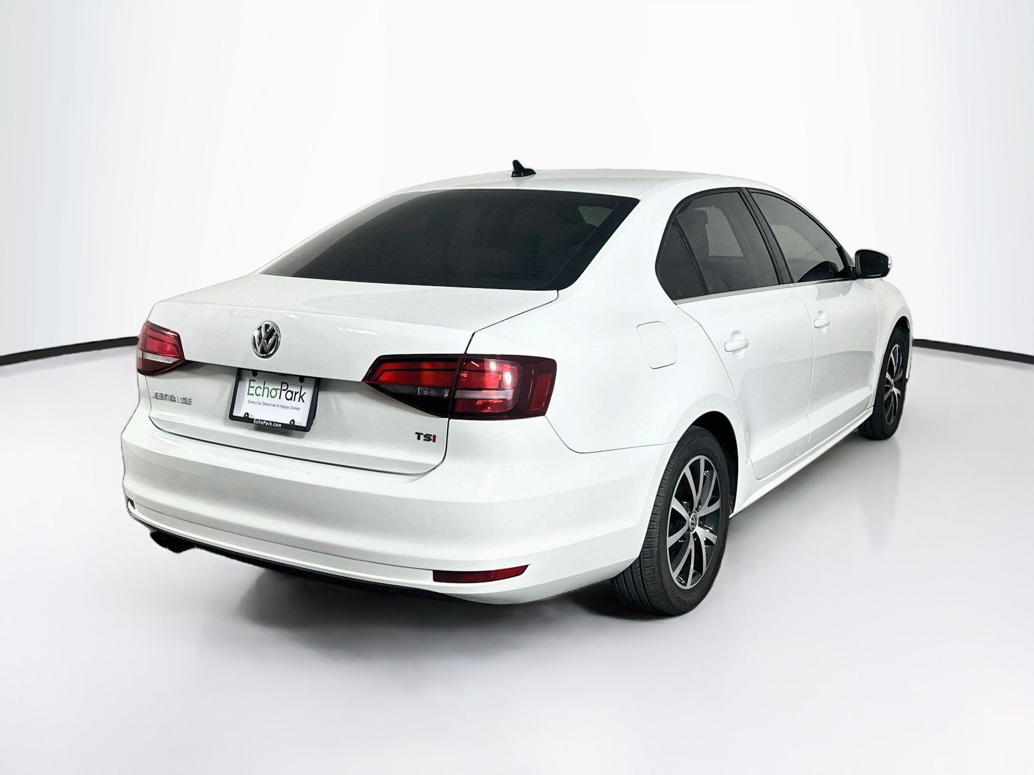 Used 2018 Volkswagen Jetta SE FWD image 9
