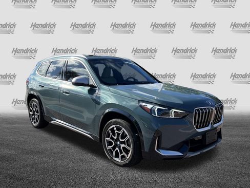 Used 2023 BMW X1 xDrive28i w/ Premium Package AWD/4WD image 5