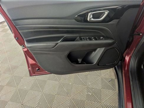 Certified 2022 Jeep Compass Altitude w/ Convenience Group image 14