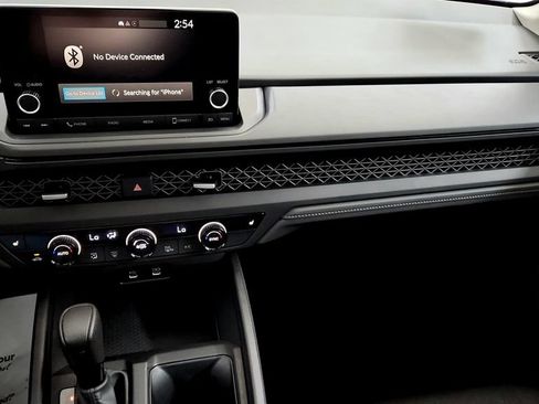 Used 2025 Honda Accord SE image 30