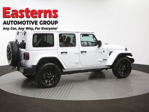 Used 2025 Jeep Wrangler Unlimited Sahara w/ Safety Group AWD/4WD image 44
