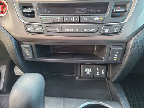 Certified 2017 Honda Pilot EX-L image 37