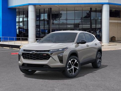 New 2026 Chevrolet Trax RS w/ Driver Confidence Package FWD image 6