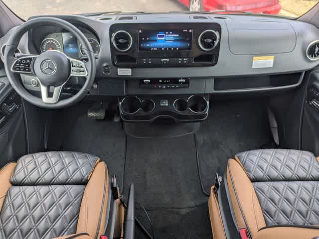 Used 2024 Mercedes-Benz Sprinter 3500 image 14