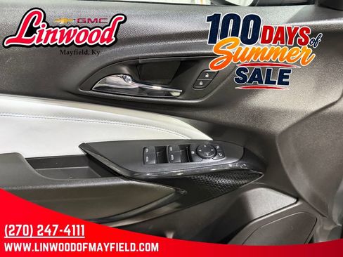 Used 2026 Chevrolet Trax LT FWD image 12