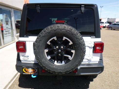 Used 2024 Jeep Wrangler Unlimited Rubicon 4xe AWD/4WD image 21