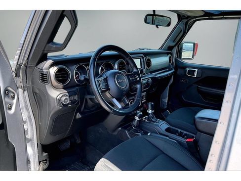 Used 2019 Jeep Wrangler Unlimited Sport S AWD/4WD image 17