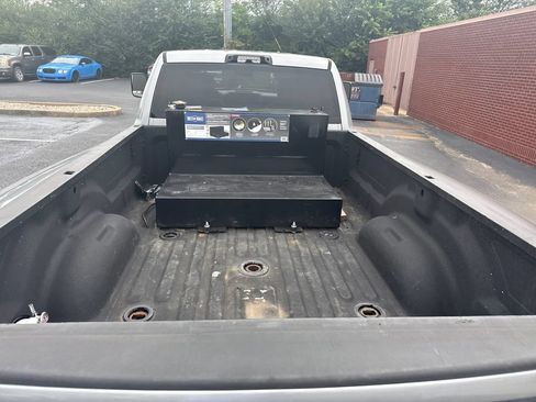 Used 2022 RAM 3500 Tradesman w/ Chrome Appearance Group AWD/4WD image 36