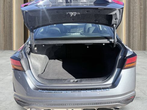 Used 2022 Nissan Altima 2.5 SR image 13