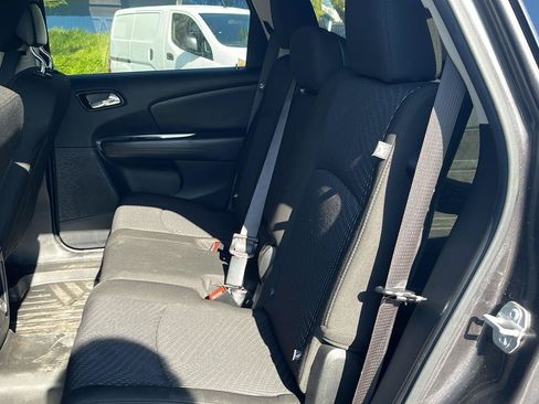 Used 2019 Dodge Journey SE w/ Connectivity Group AWD/4WD image 22