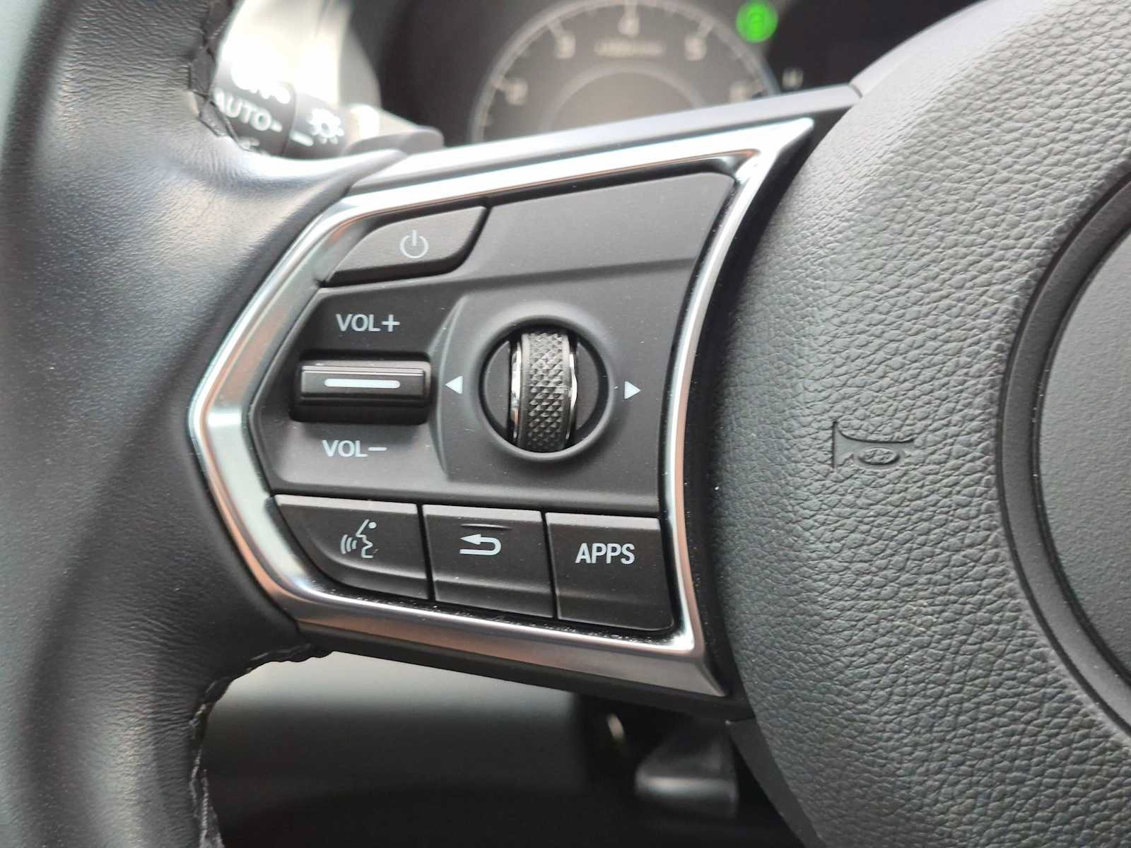 Used 2025 Acura RDX w/ Technology Package AWD/4WD image 23