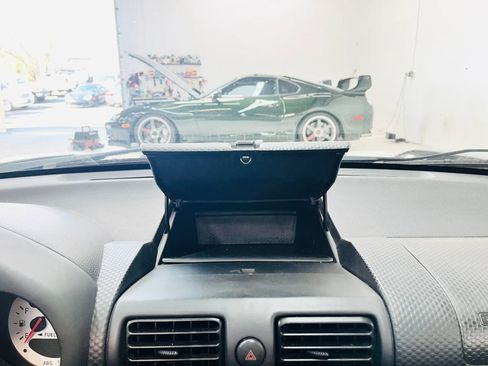 Used 2002 Toyota MR2 RWD image 26