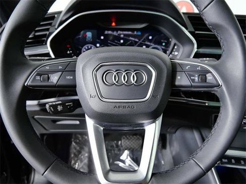 Certified 2024 Audi Q3 2.0T Premium Plus image 20