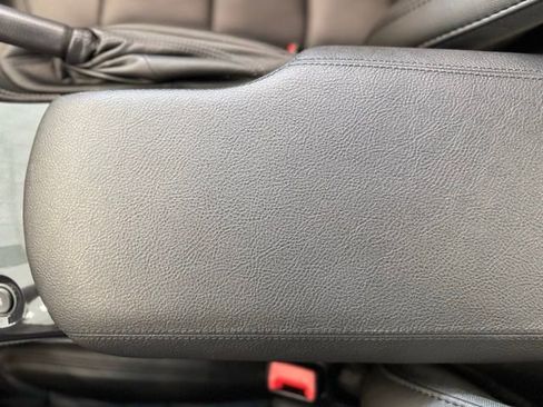 Used 2013 Chevrolet Corvette Coupe w/ Roof Package image 16