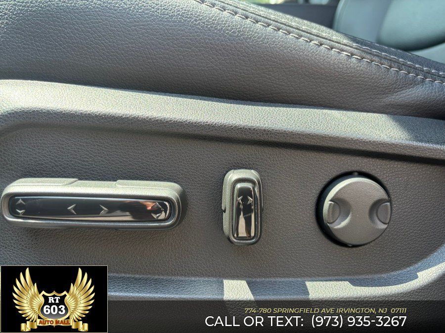 Used 2025 Honda Pilot Touring image 22