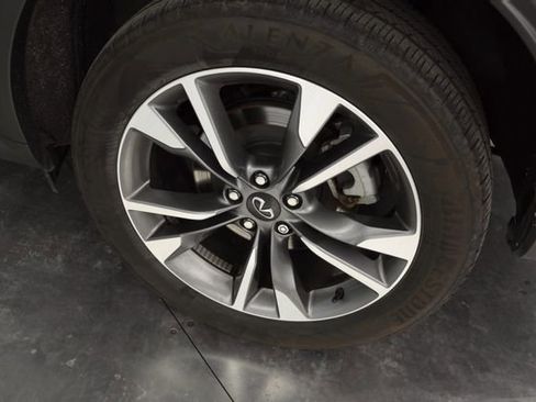 Used 2024 INFINITI QX60 Luxe image 9