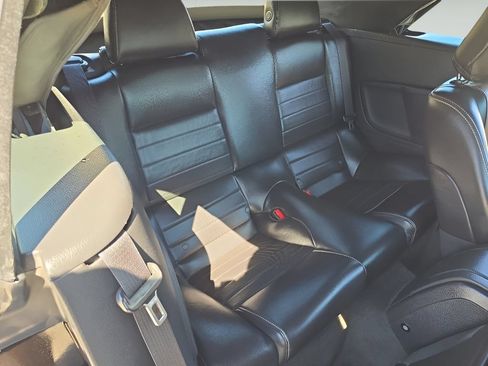 Used 2014 Ford Mustang Premium RWD image 32
