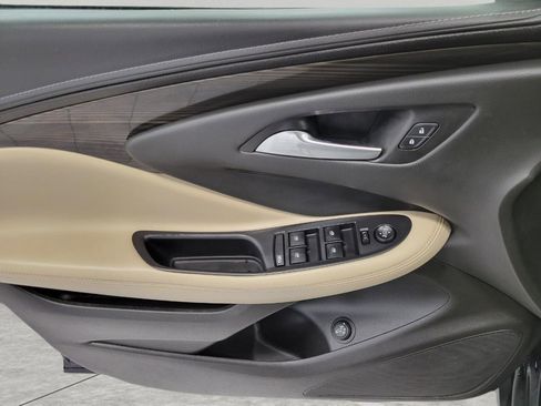 Used 2020 Buick Envision Preferred image 25