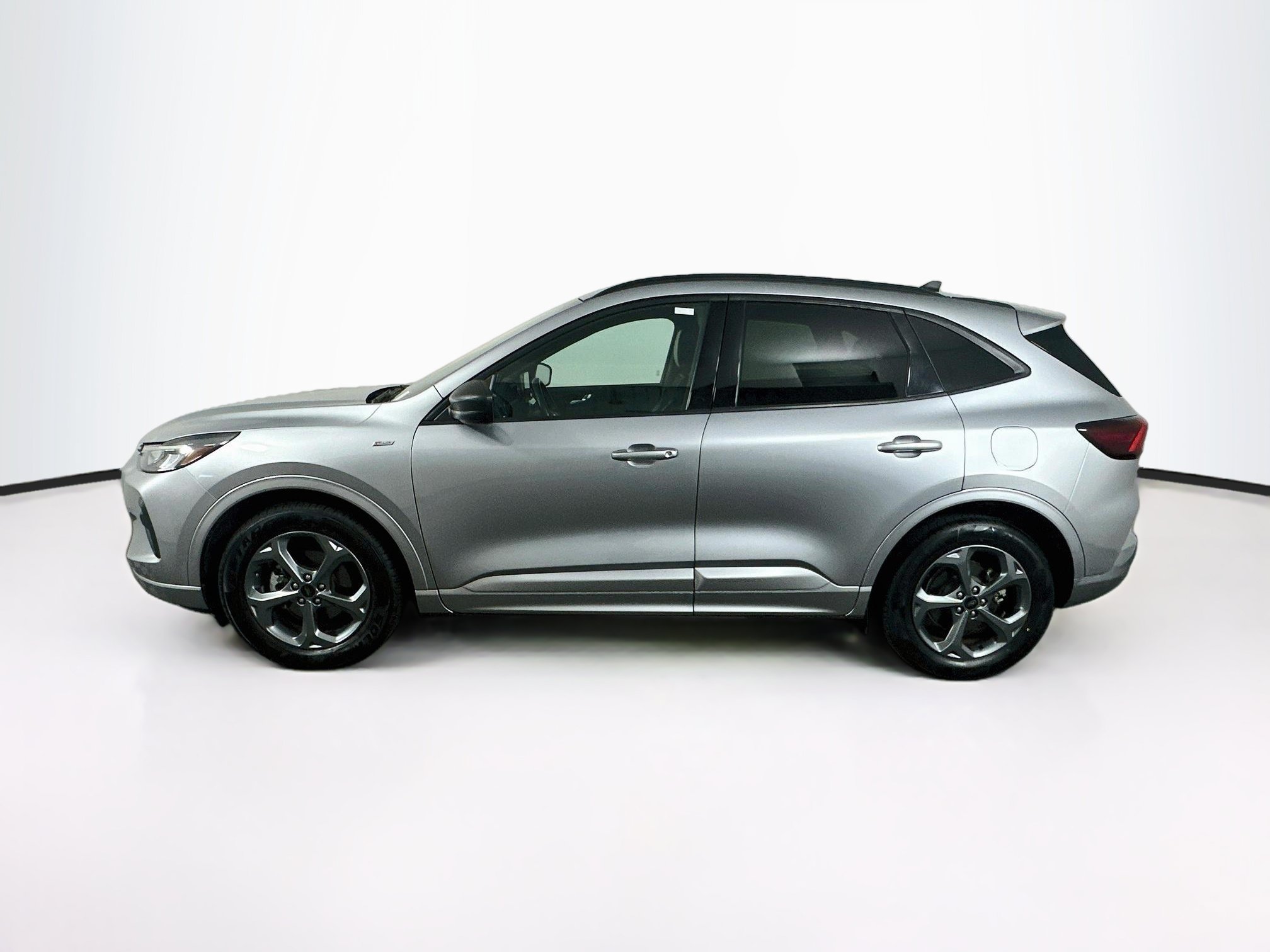 Used 2024 Ford Escape ST-Line FWD image 4