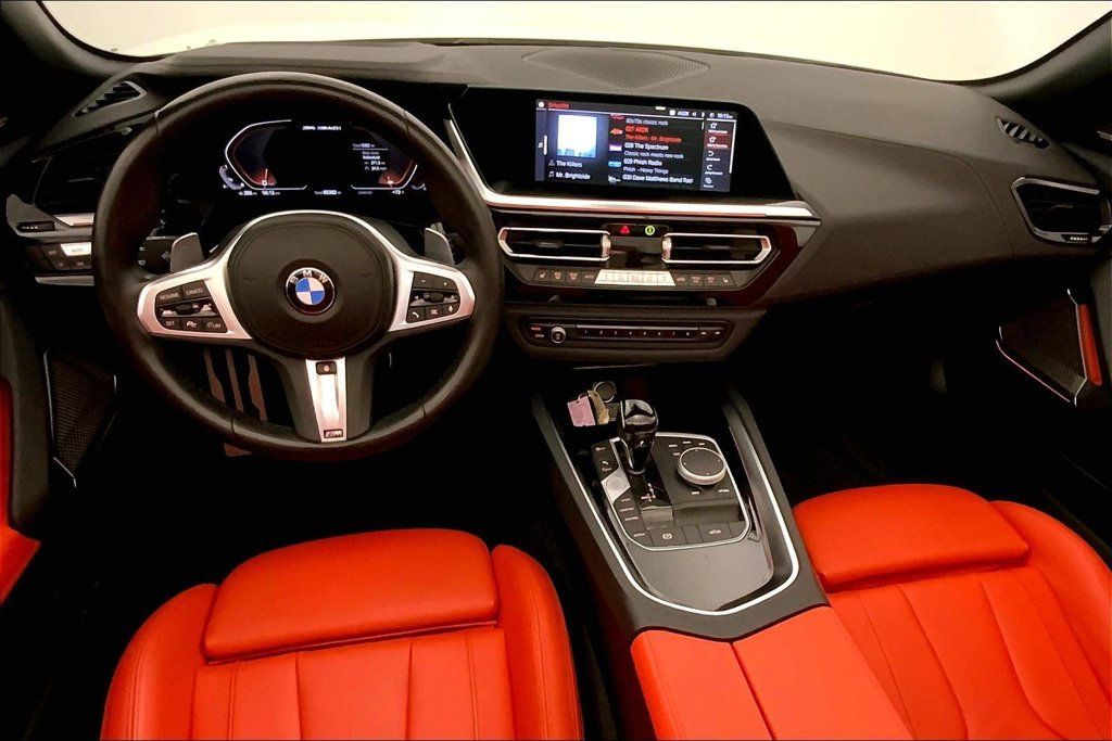 Certified 2023 BMW Z4 M40i w/ Premium Package RWD image 14