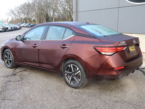 Used 2024 Nissan Sentra SV image 6