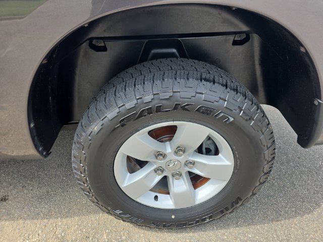Used 2016 RAM 1500 Classic SLT RWD image 33