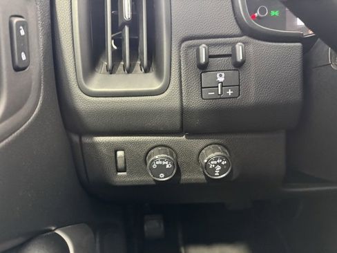 Used 2022 Chevrolet Colorado ZR2 image 19