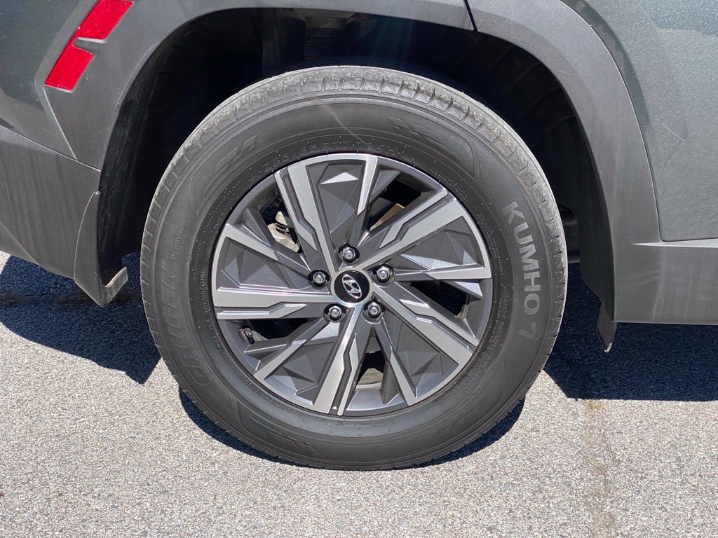 Used 2024 Hyundai Tucson Blue AWD/4WD image 9
