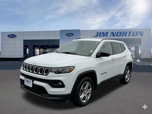 Used 2024 Jeep Compass Latitude AWD/4WD image 9