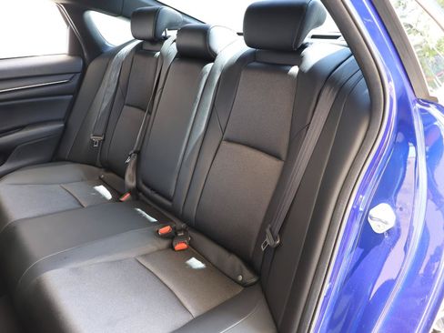Used 2021 Honda Accord Sport image 21