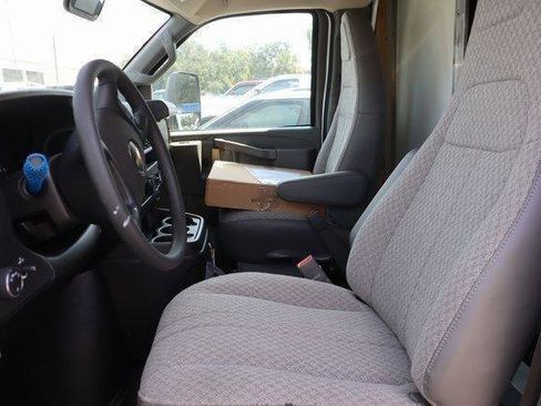 New 2025 Chevrolet Express 4500 w/ Power Convenience Package image 15