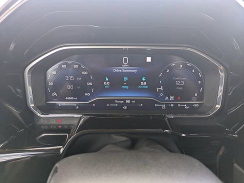 Used 2022 Chevrolet Silverado 1500 LTZ w/ LTZ Premium Package AWD/4WD image 33