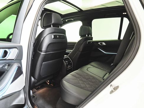 Used 2025 BMW X5 xDrive40i AWD/4WD image 34