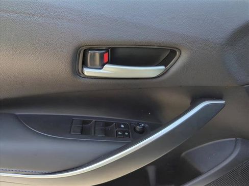 Used 2022 Toyota Corolla SE FWD image 11