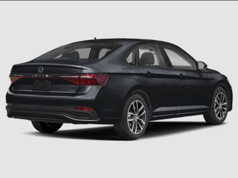 Used 2026 Volkswagen Jetta SE FWD image 2