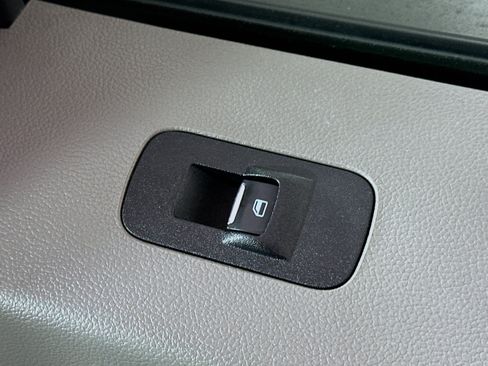 Used 2020 Ford F150 XLT RWD image 27