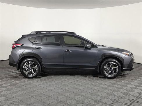 Used 2024 Subaru Crosstrek 2.0i Premium AWD/4WD image 2