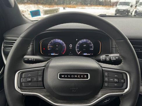 Used 2024 Jeep Wagoneer Series III image 26