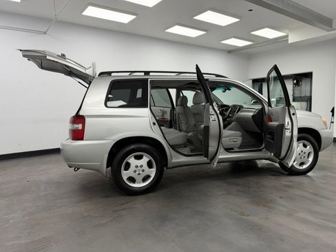 Used 2006 Toyota Highlander Limited image 27