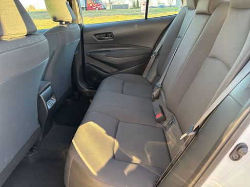 Used 2025 Toyota Corolla LE image 24