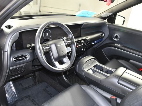 Used 2026 Hyundai Palisade Calligraphy AWD/4WD image 2