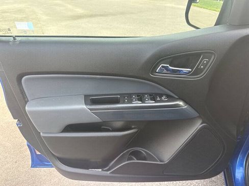 Used 2018 Chevrolet Colorado Z71 AWD/4WD image 15