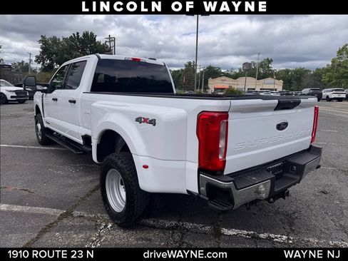 Used 2025 Ford F350 XLT AWD/4WD image 3