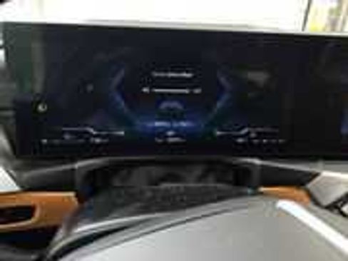 Used 2024 BMW 330i xDrive Sedan w/ Premium Package image 11