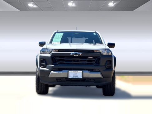 Used 2026 Chevrolet Colorado Trail Boss AWD/4WD image 5