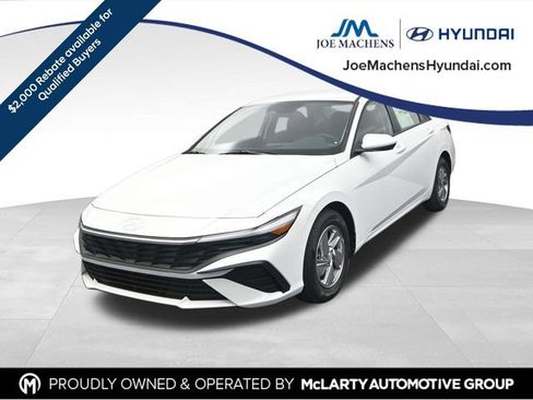 New 2026 Hyundai Elantra SE image 4