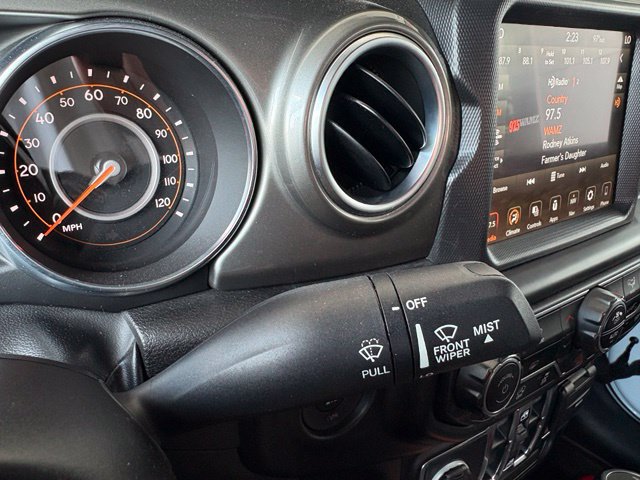 Used 2023 Jeep Wrangler Unlimited Sahara AWD/4WD image 24